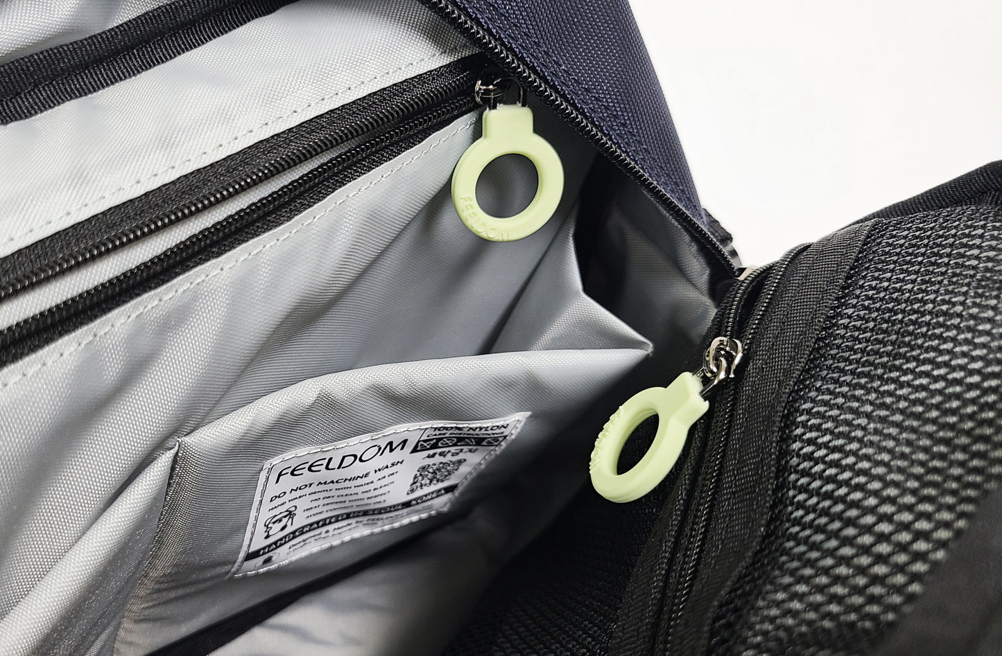 TEKNO+PLUS RFID Accessible Wallet Pouch